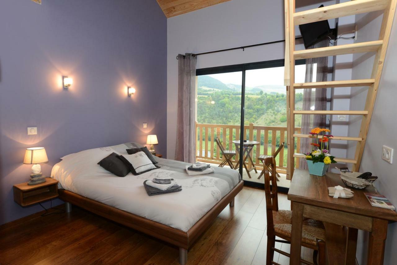 Lauz'Oustal Bed & Breakfast Montrodat Exterior foto
